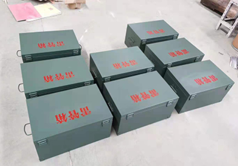 椒江炸药箱和雷管箱一般是怎么存放的？
