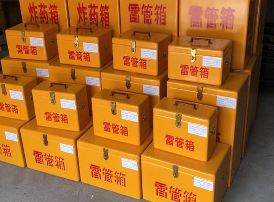 椒江玻璃钢雷管箱的使用寿命一般是多少？